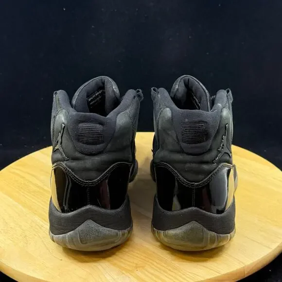 Nike Air Jordan 11 Men's Retro Size 9.5 Cap and Gown 378037-005